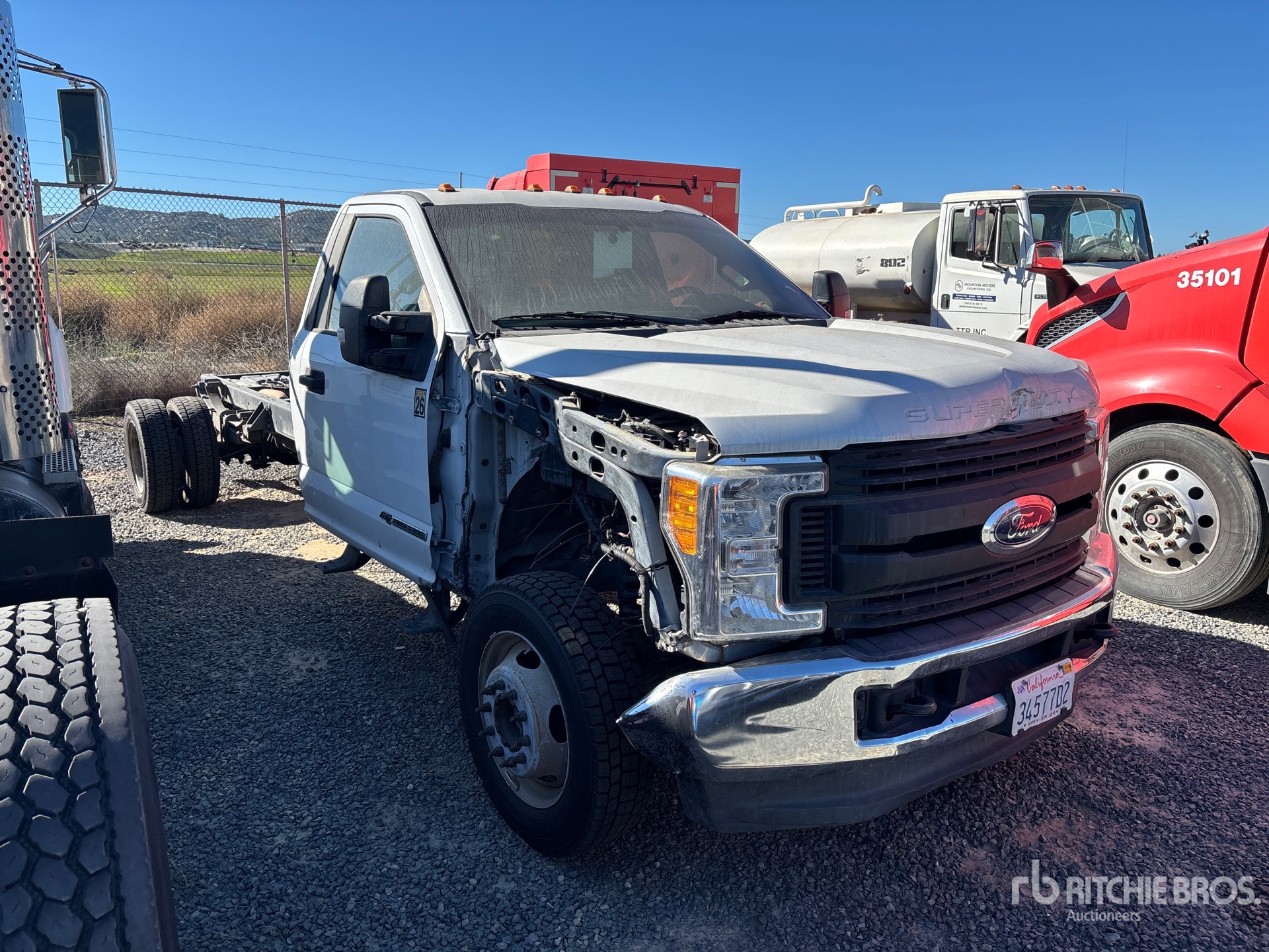 General Appearance with Picture, Right Front Corner