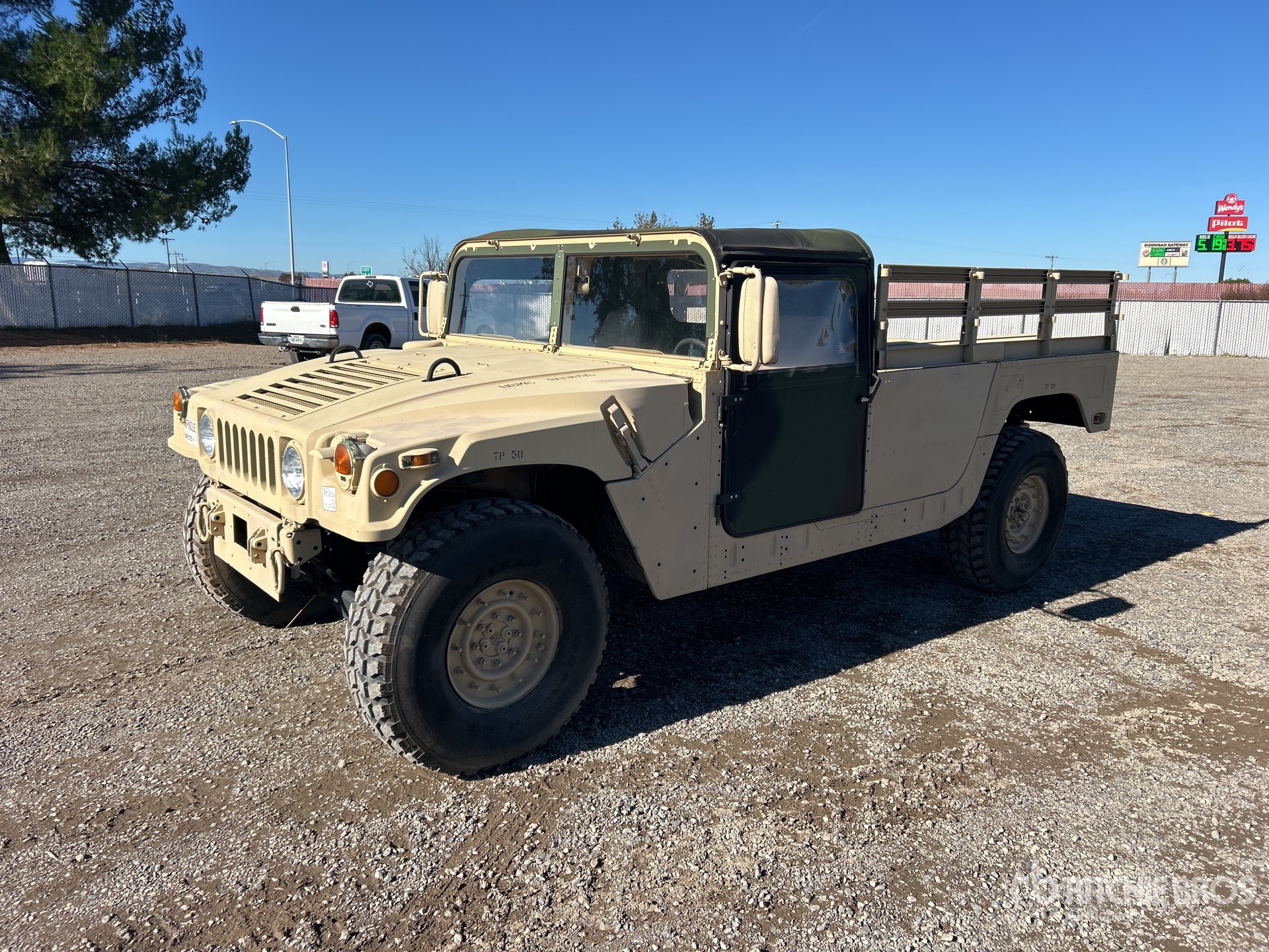 General Appearance with Picture, Left Front Corner