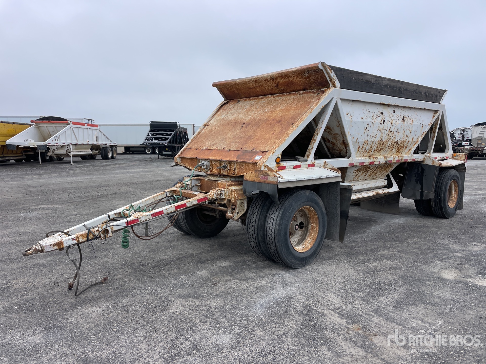 General Appearance with Image, coin avant gauche