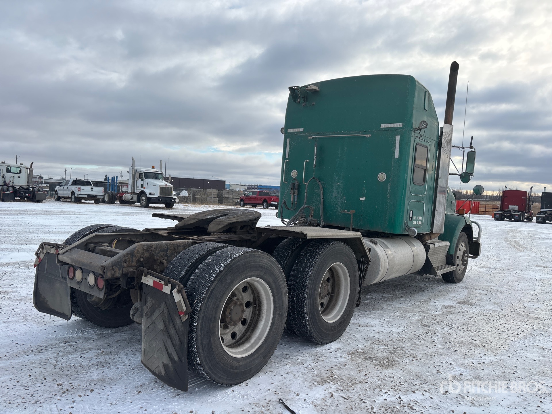 Aspect général with Image, coin arrière droit