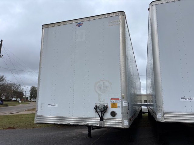 2014 Utility VS2DX 53 ft x 102 in T/A Van Trailer