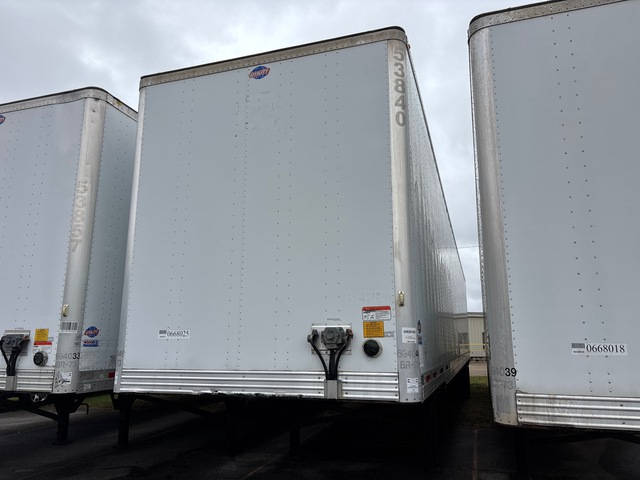 2014 Utility VS2DX 53 ft x 102 in T/A Van Trailer