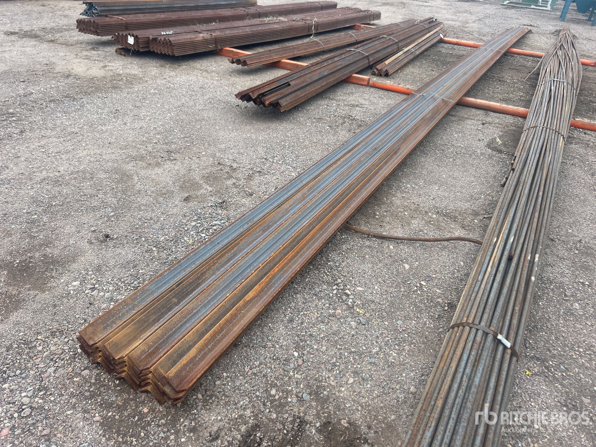 Aspect général with Image, coin arrière gauche