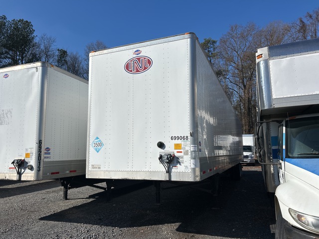 2019 Utility VS2DX 53 ft x 102 in T/A Van Trailer