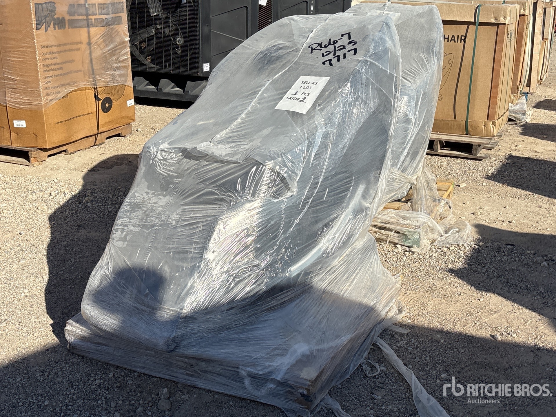 General Appearance with Picture, Left Front Corner