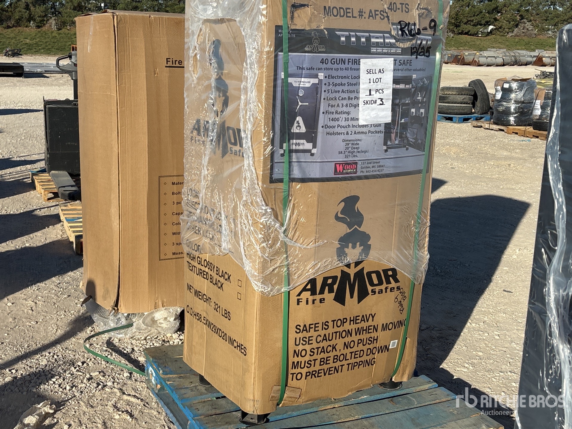 General Appearance with Picture, Right Front Corner