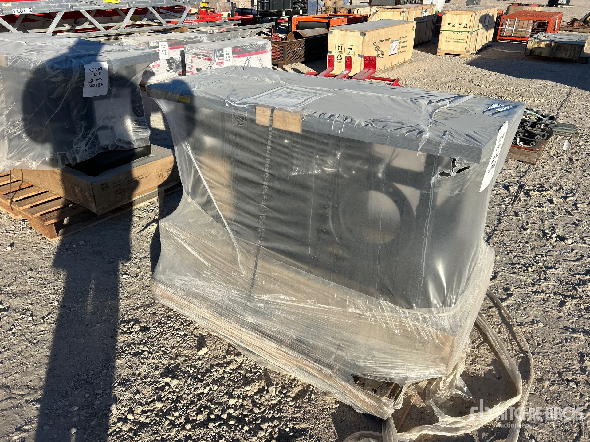 General Appearance with Picture, Right Front Corner