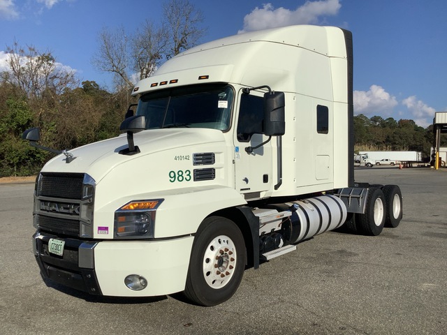 2020 Mack Anthem AN64T 6x4 T/A Sleeper Truck Tractor