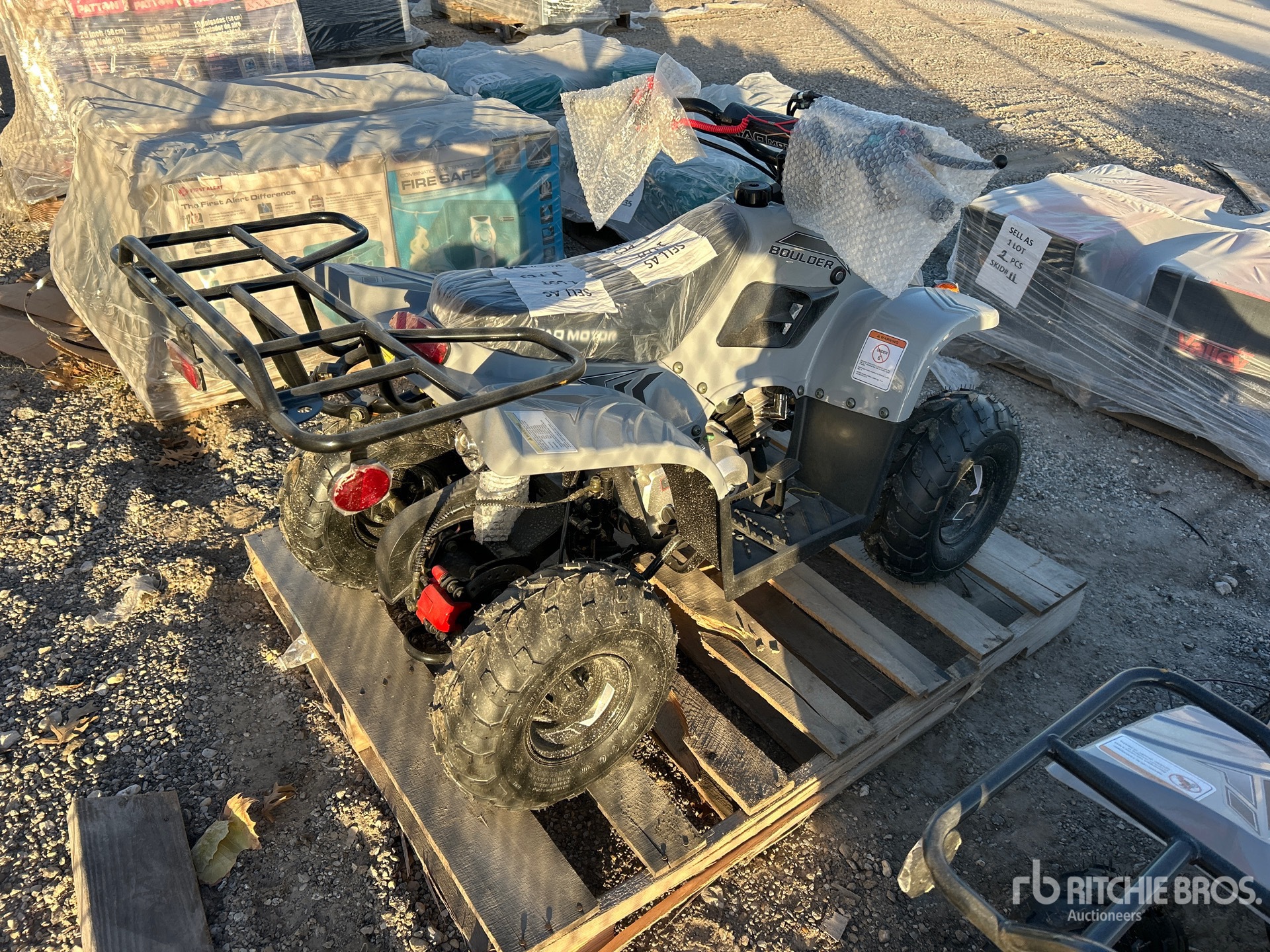 General Appearance with Picture, Right Rear Corner