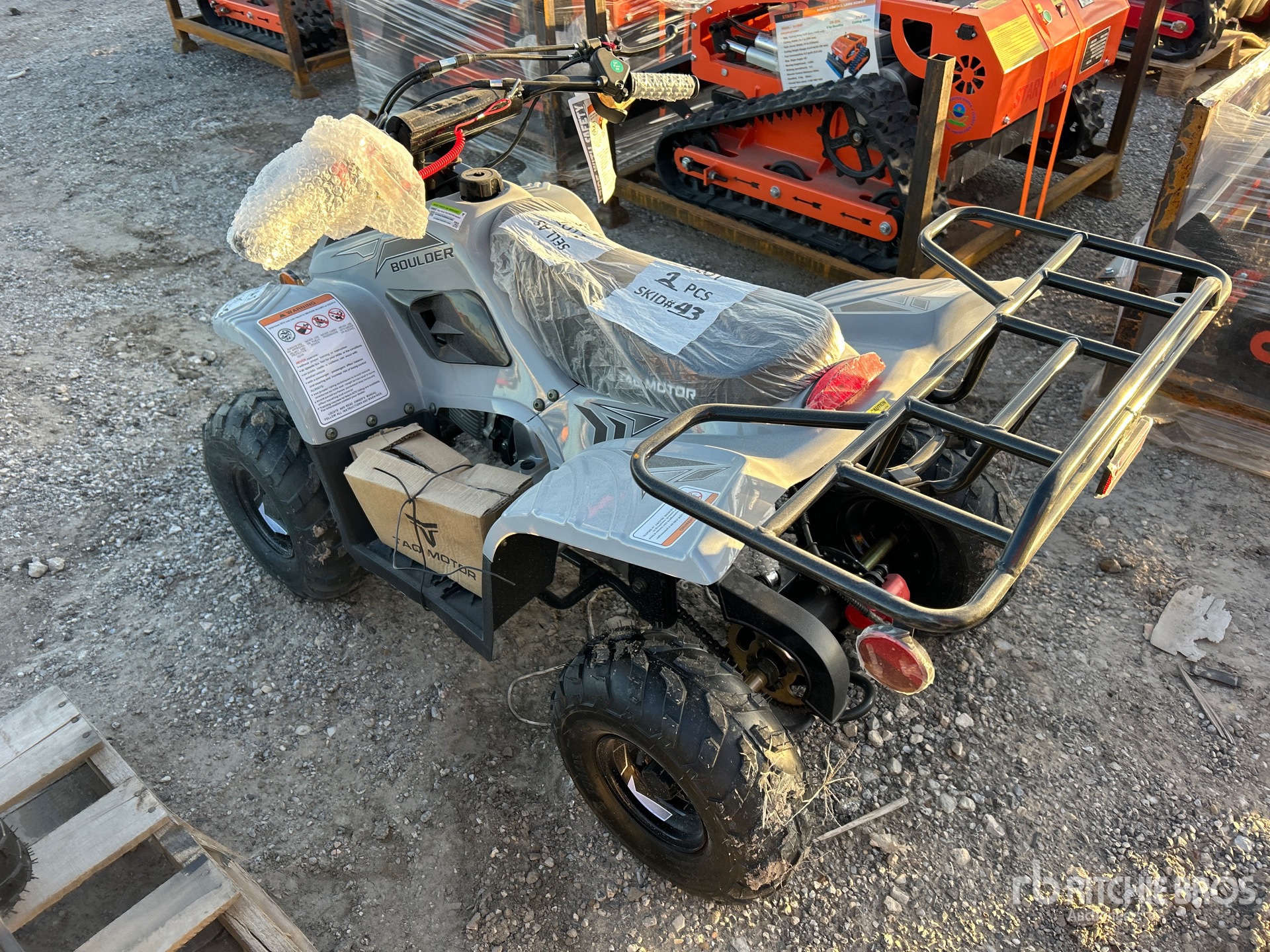 General Appearance with Picture, Left Rear Corner