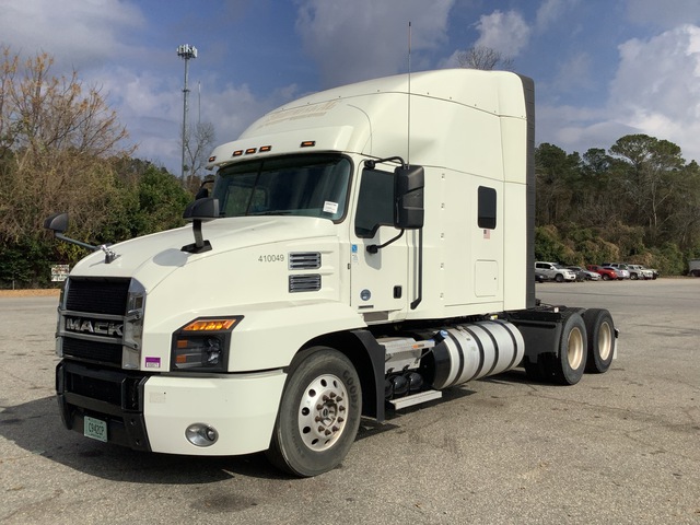 2020 Mack Anthem AN64T 6x4 T/A Sleeper Truck Tractor