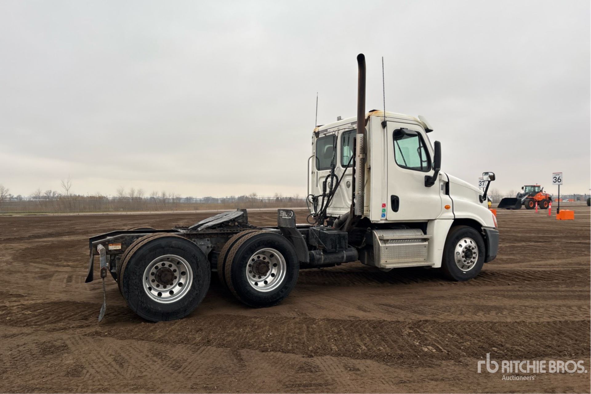 General Appearance with Bild, Ecke hinten rechts