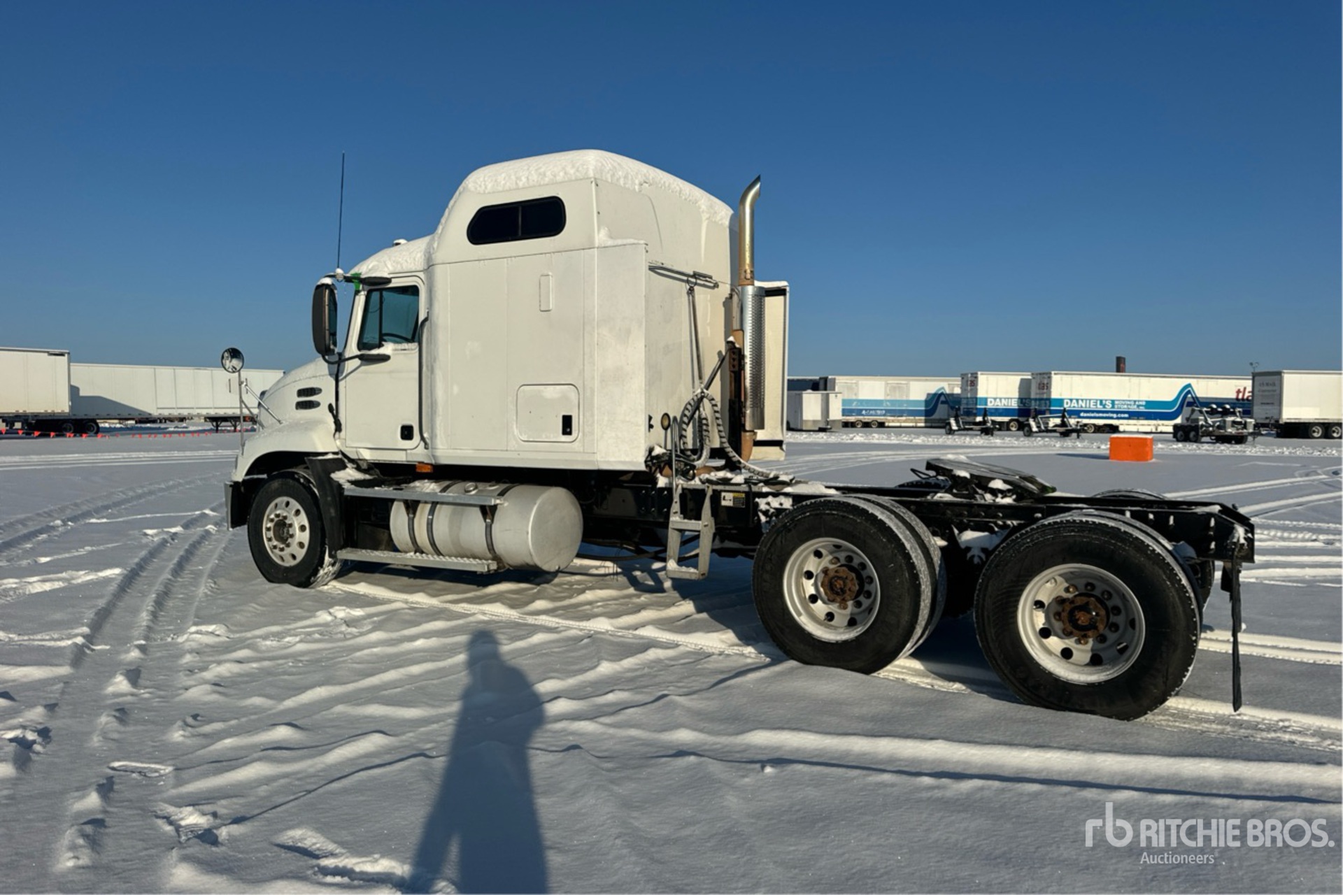 Aspect général with Image, coin arrière gauche
