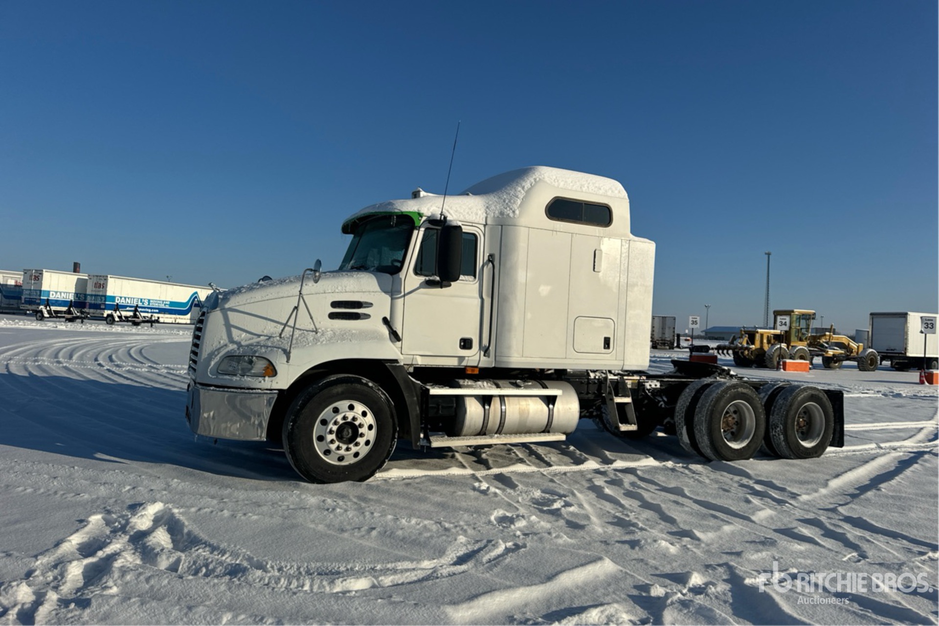 Aspect général with Image, coin avant gauche