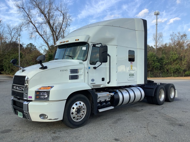 2020 Mack Anthem AN64T 6x4 T/A Sleeper Truck Tractor