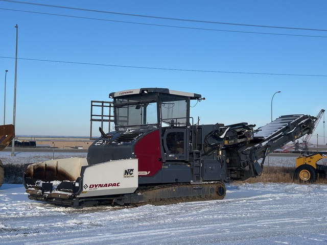 2018 Dynapac MF2500CS Tracked Asphalt Feeder