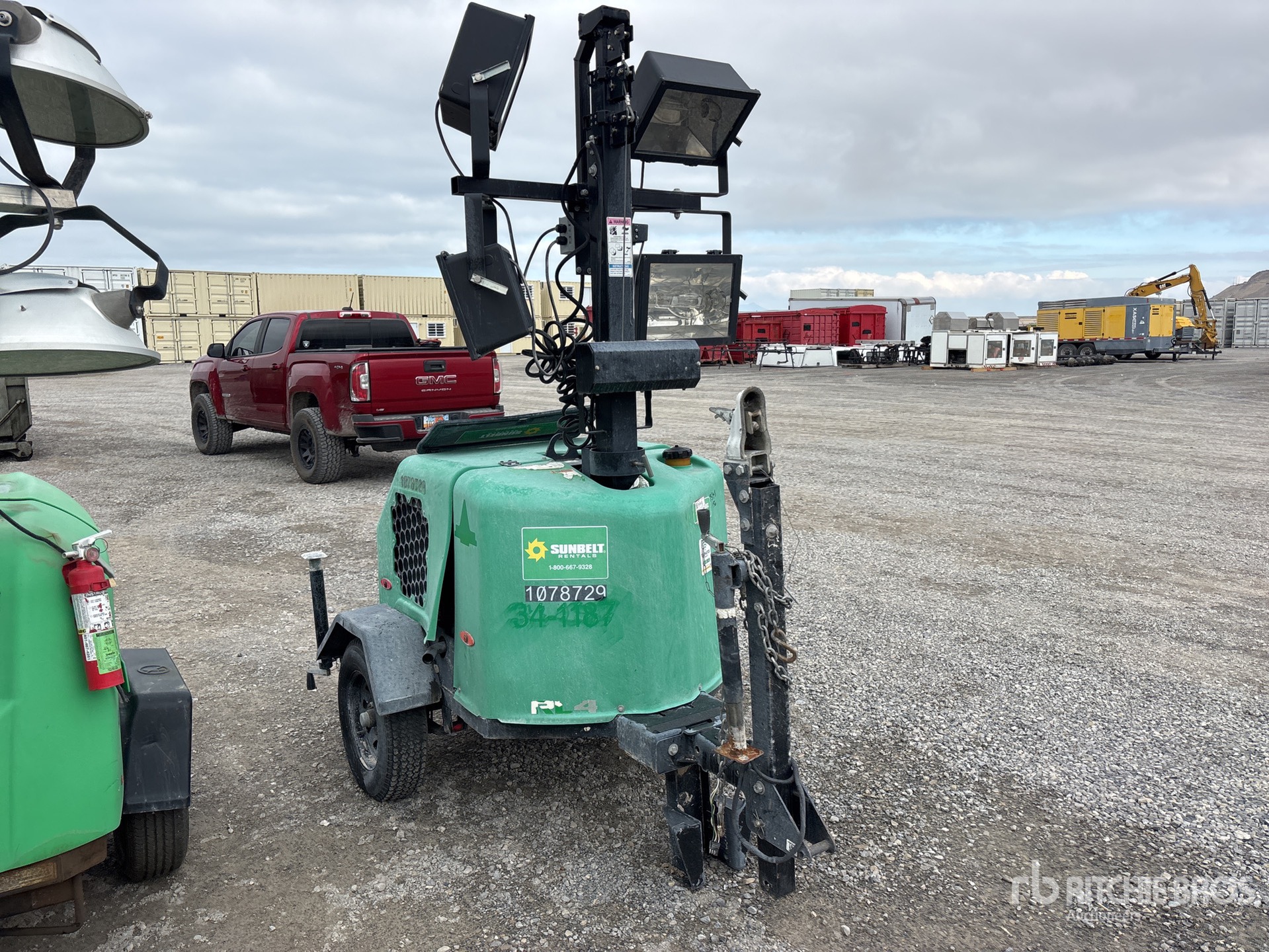 General Appearance with Picture, Right Front Corner