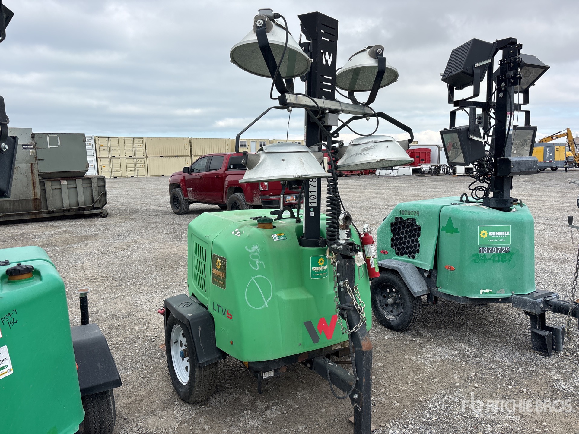 General Appearance with Picture, Right Front Corner