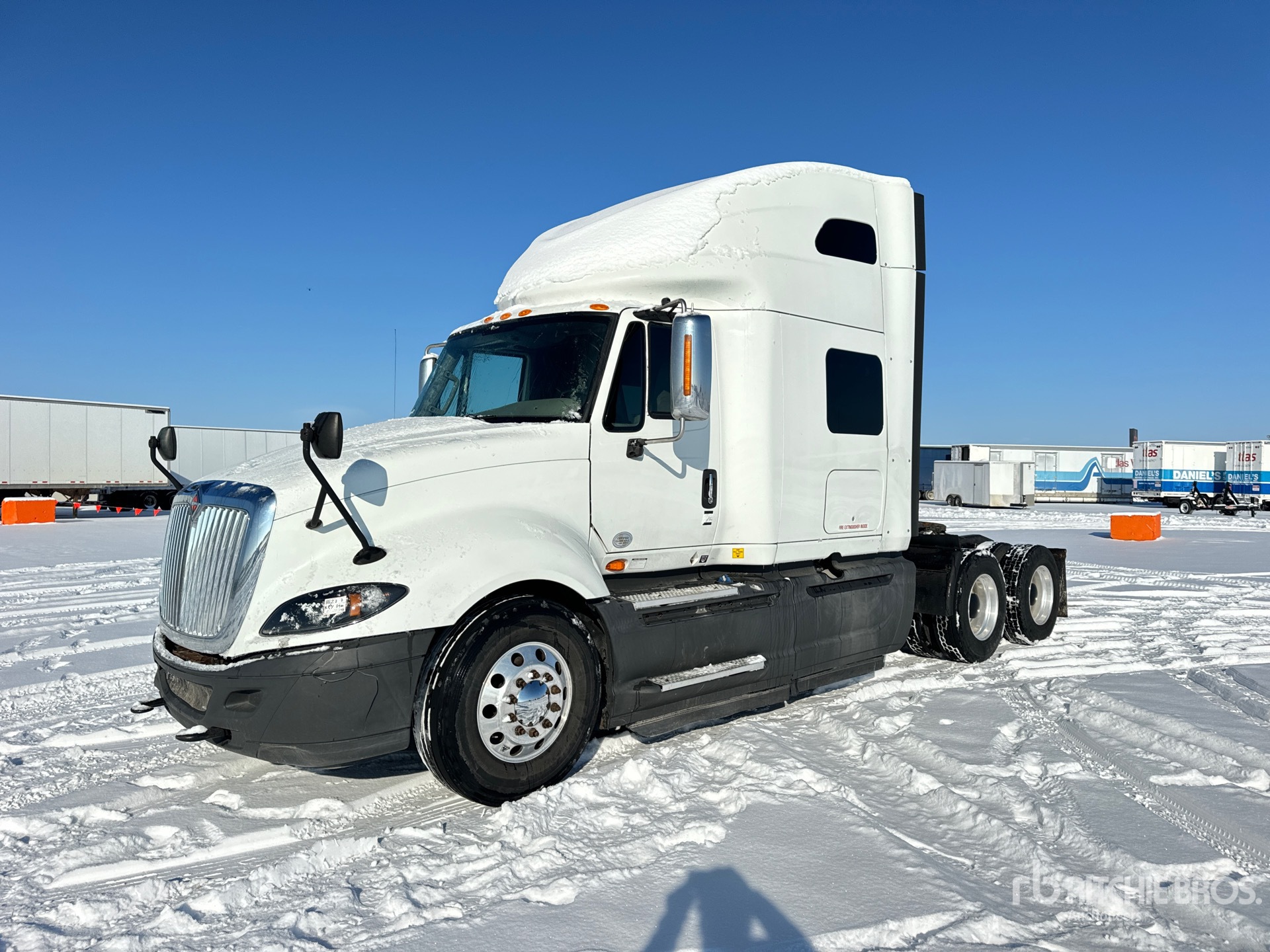 Aspect général with Image, coin avant gauche