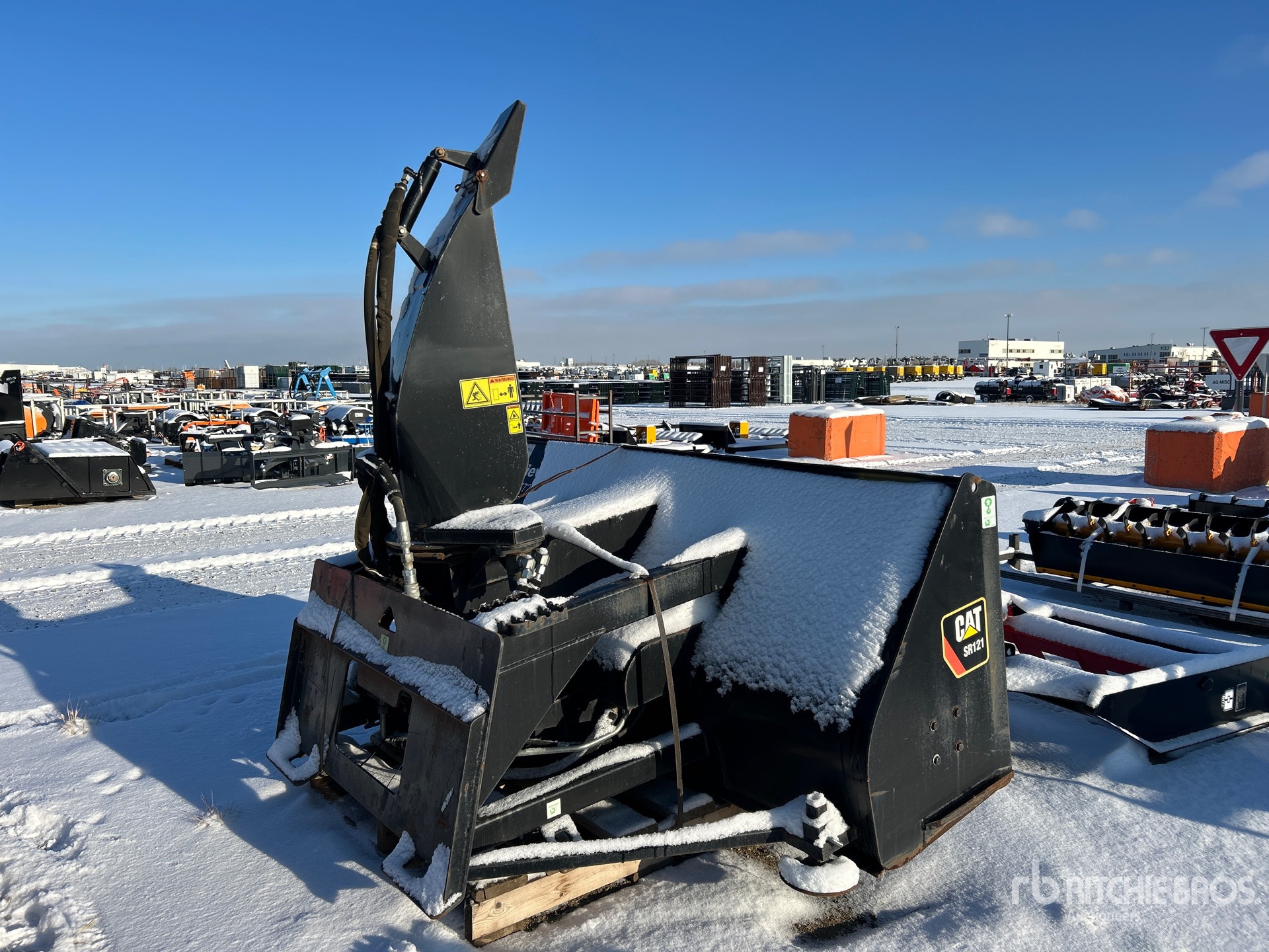 General Appearance with Foto, angolo anteriore sinistro