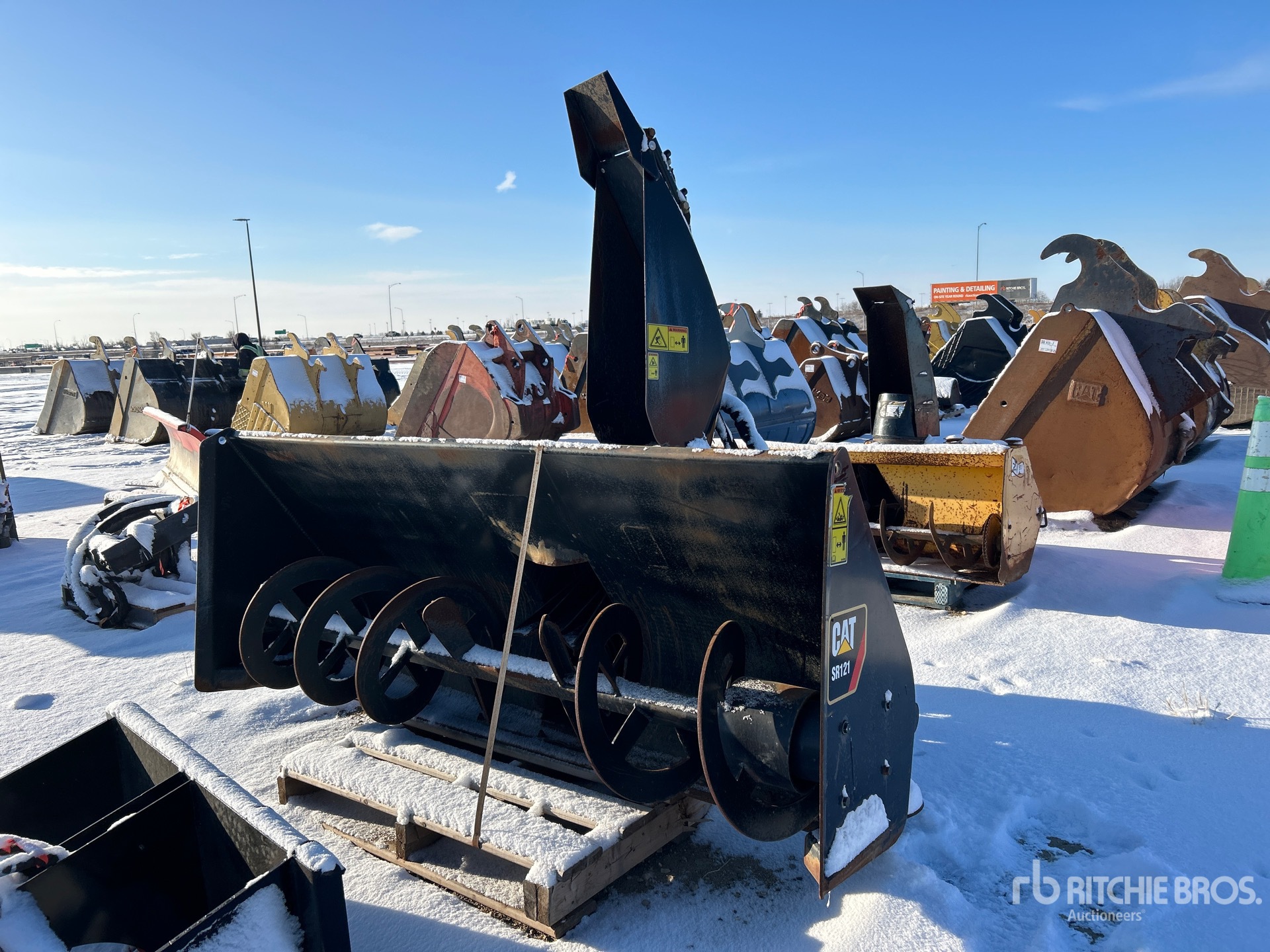 General Appearance with Foto, angolo anteriore sinistro