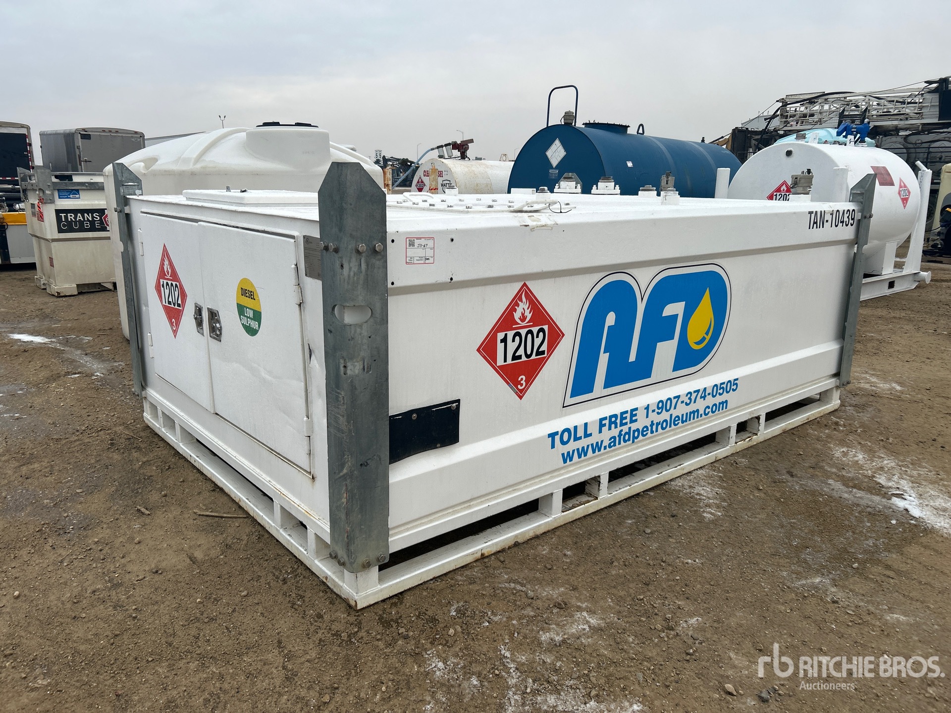 General Appearance with Bild, Ecke vorne links