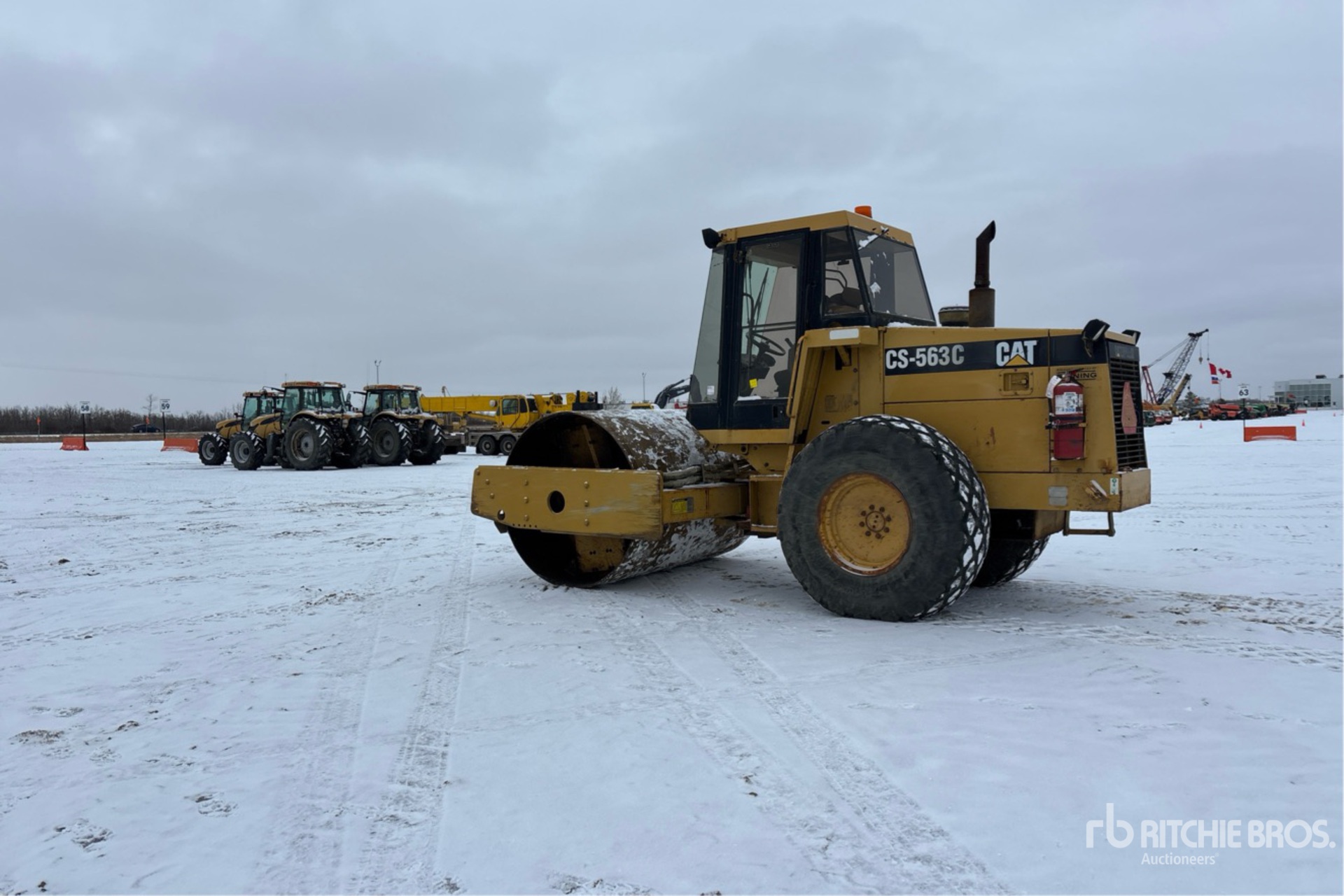 General Appearance with Foto, angolo posteriore sinistro