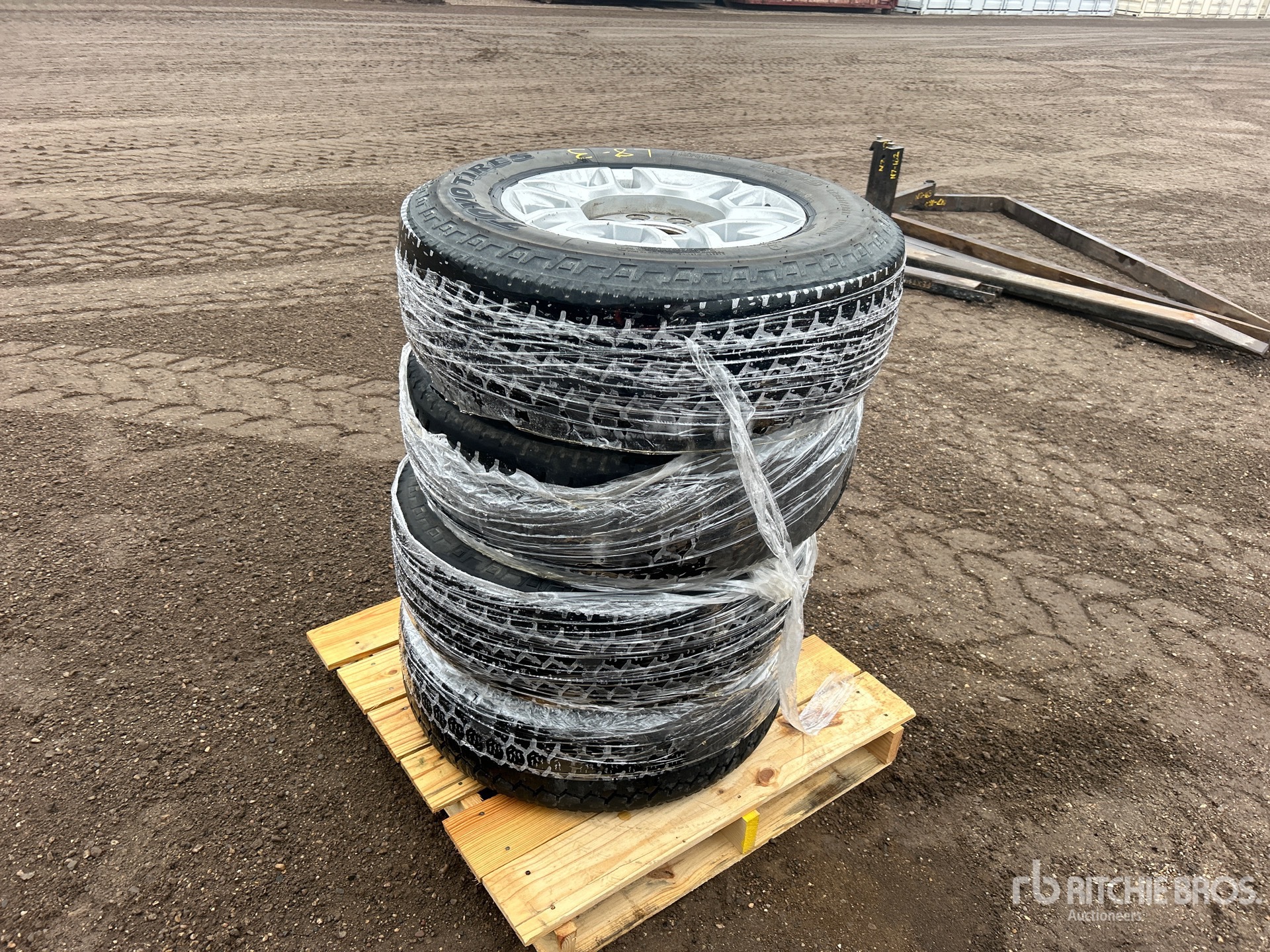 General Appearance with Zdjęcie, prawy górny róg