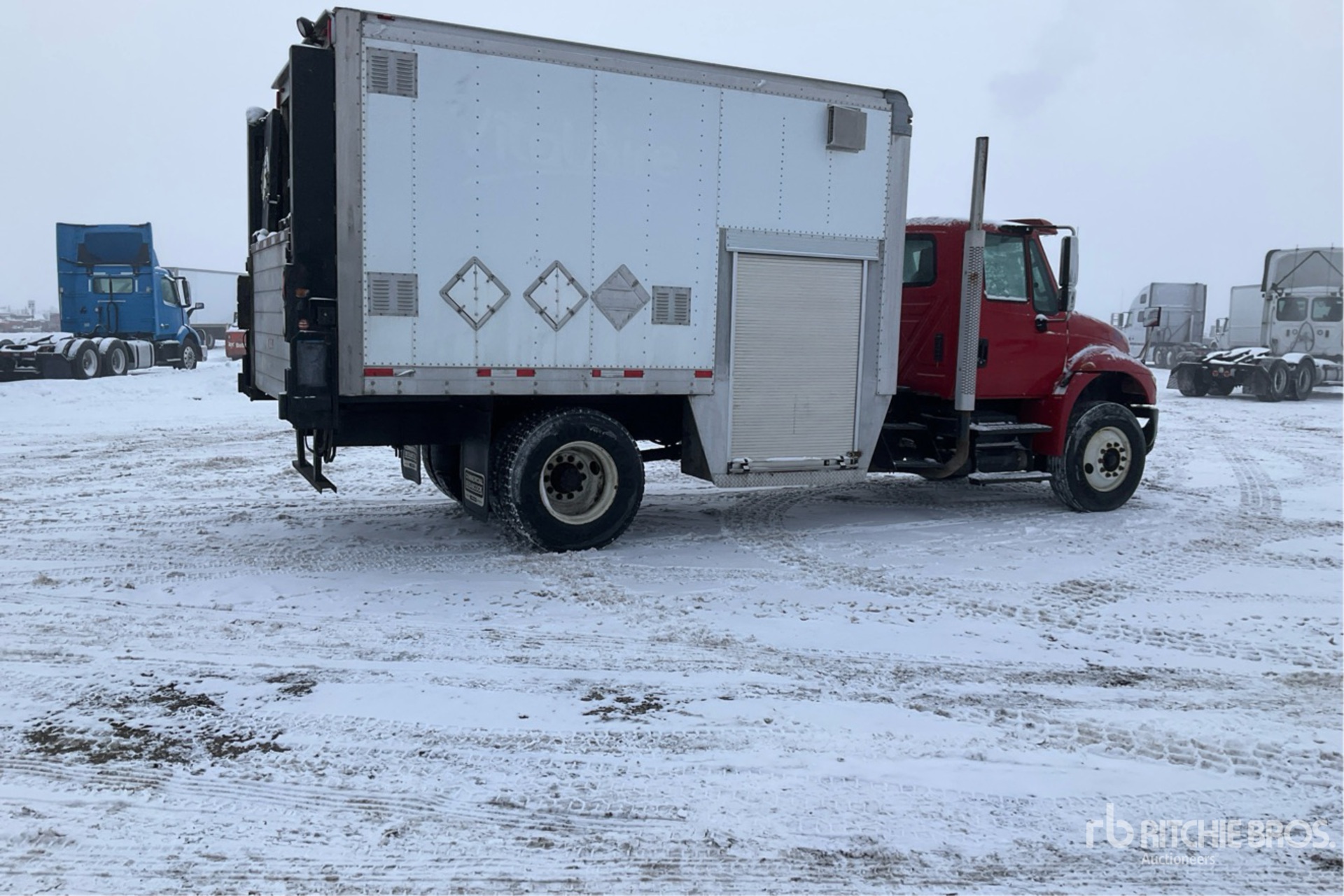 General Appearance with Bild, Ecke hinten rechts