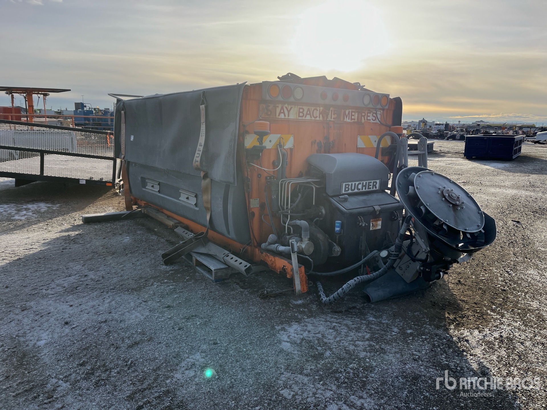 Aspect général with Image, coin arrière gauche