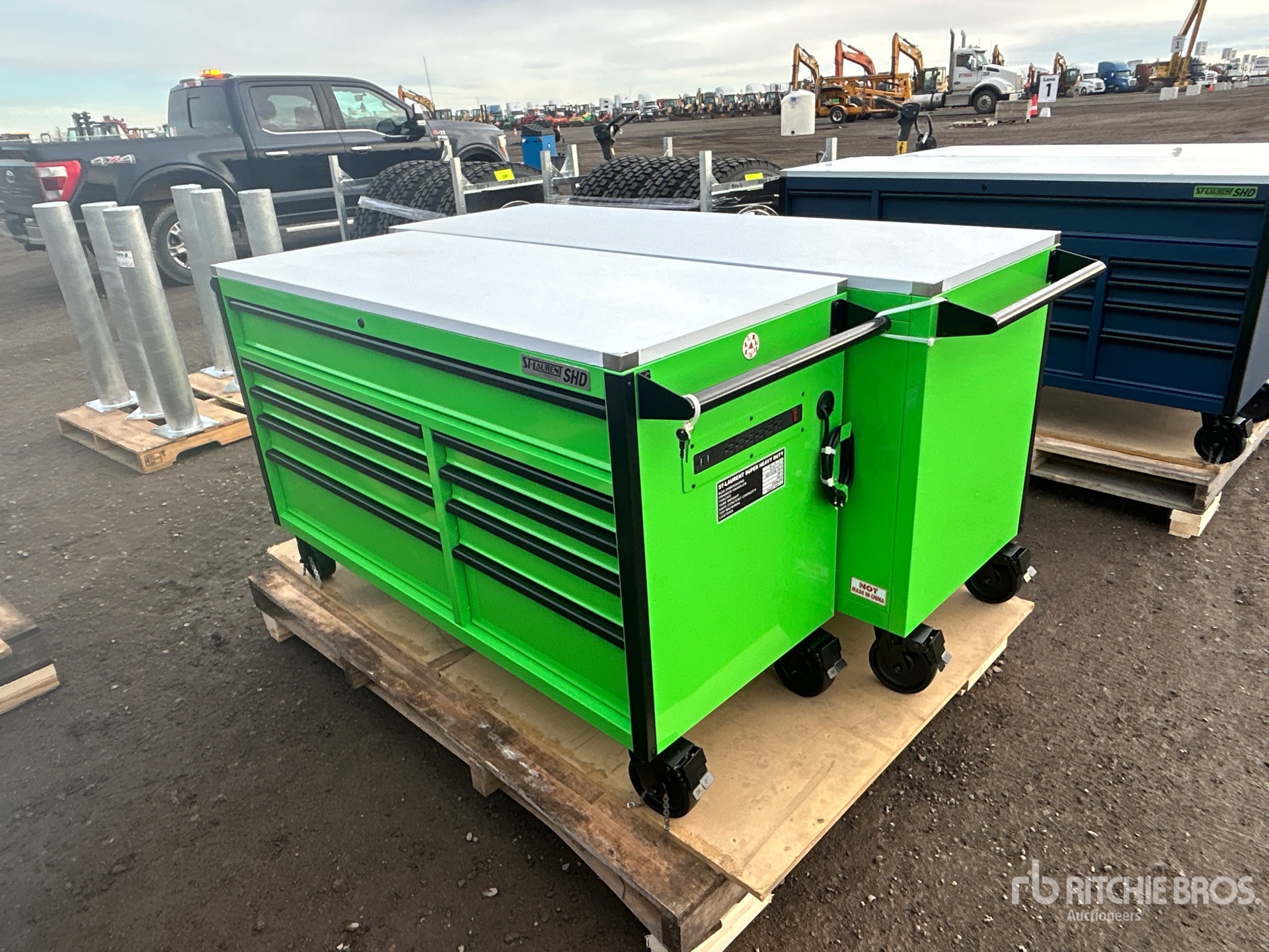 General Appearance with Imagen: esquina trasera derecha