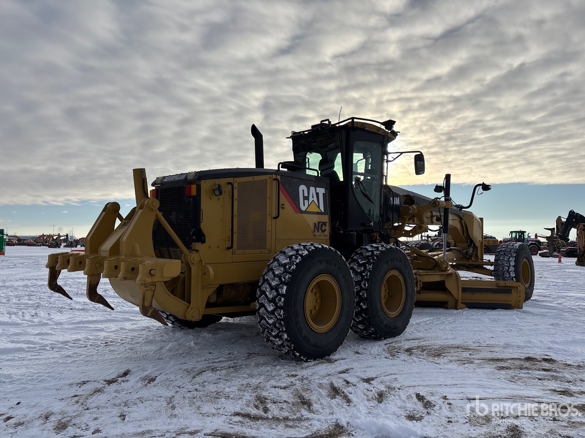 General Appearance with Imagen: esquina trasera derecha