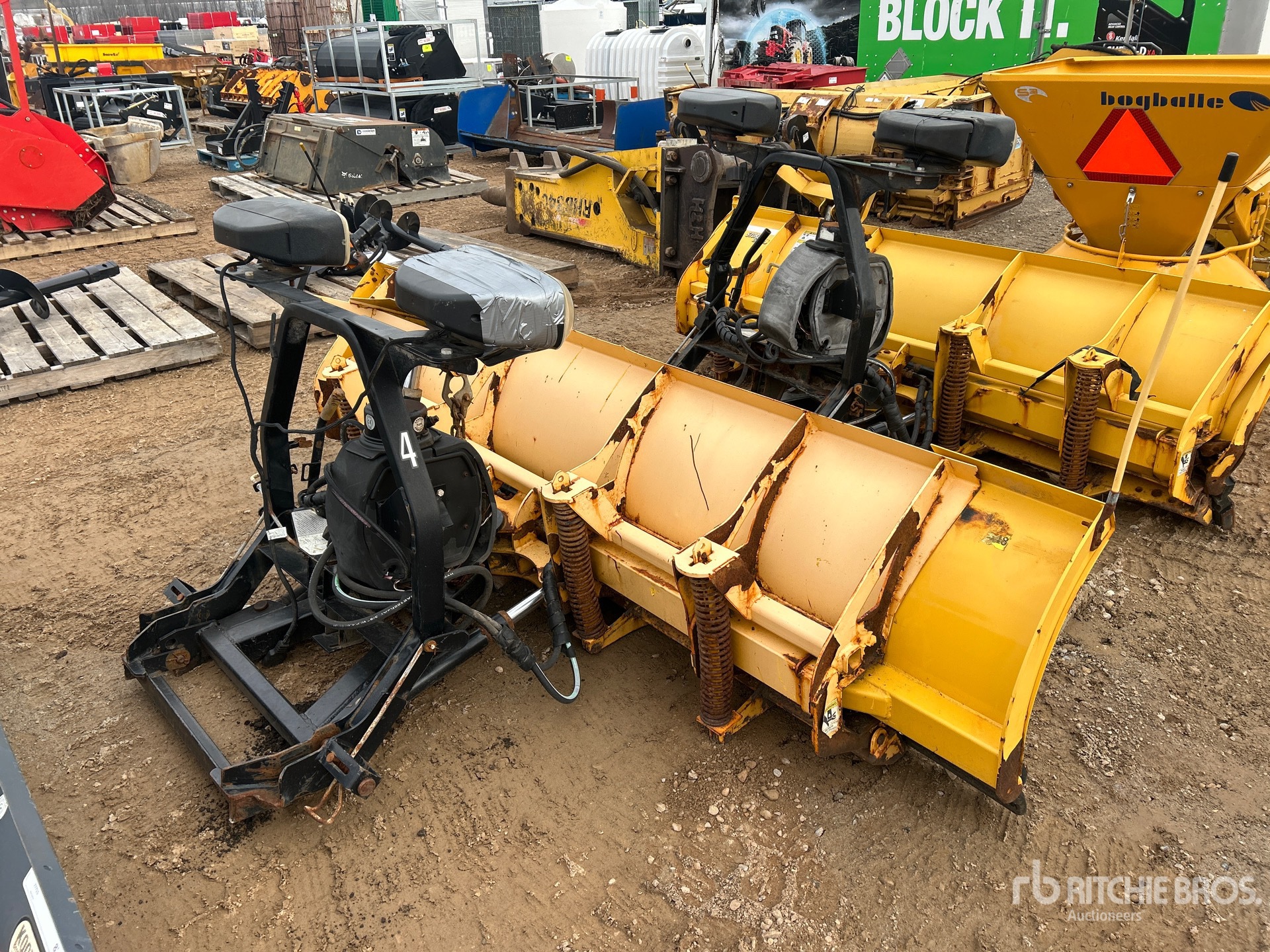 General Appearance with Image, coin arrière droit