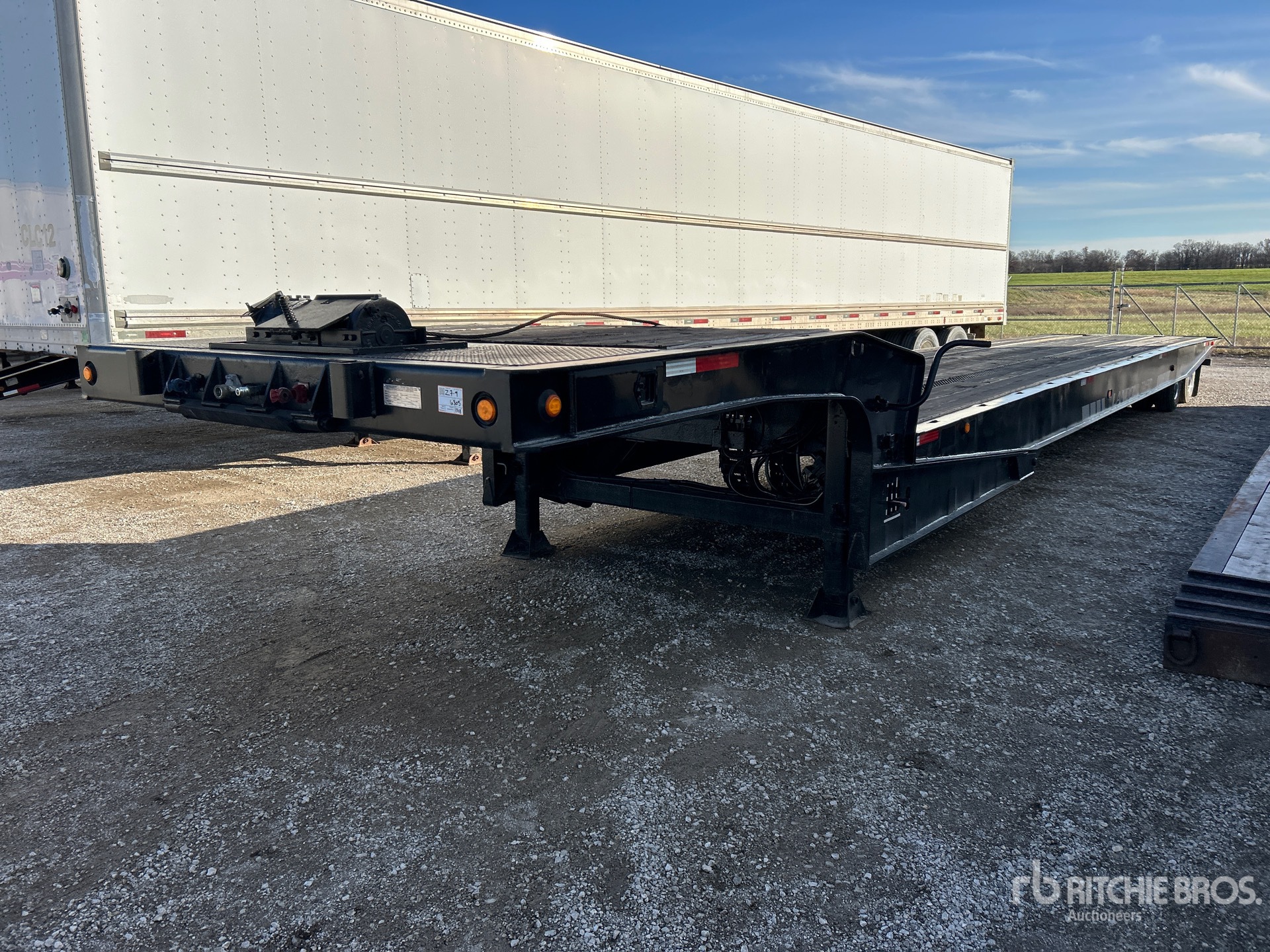 General Appearance with Featured Photo