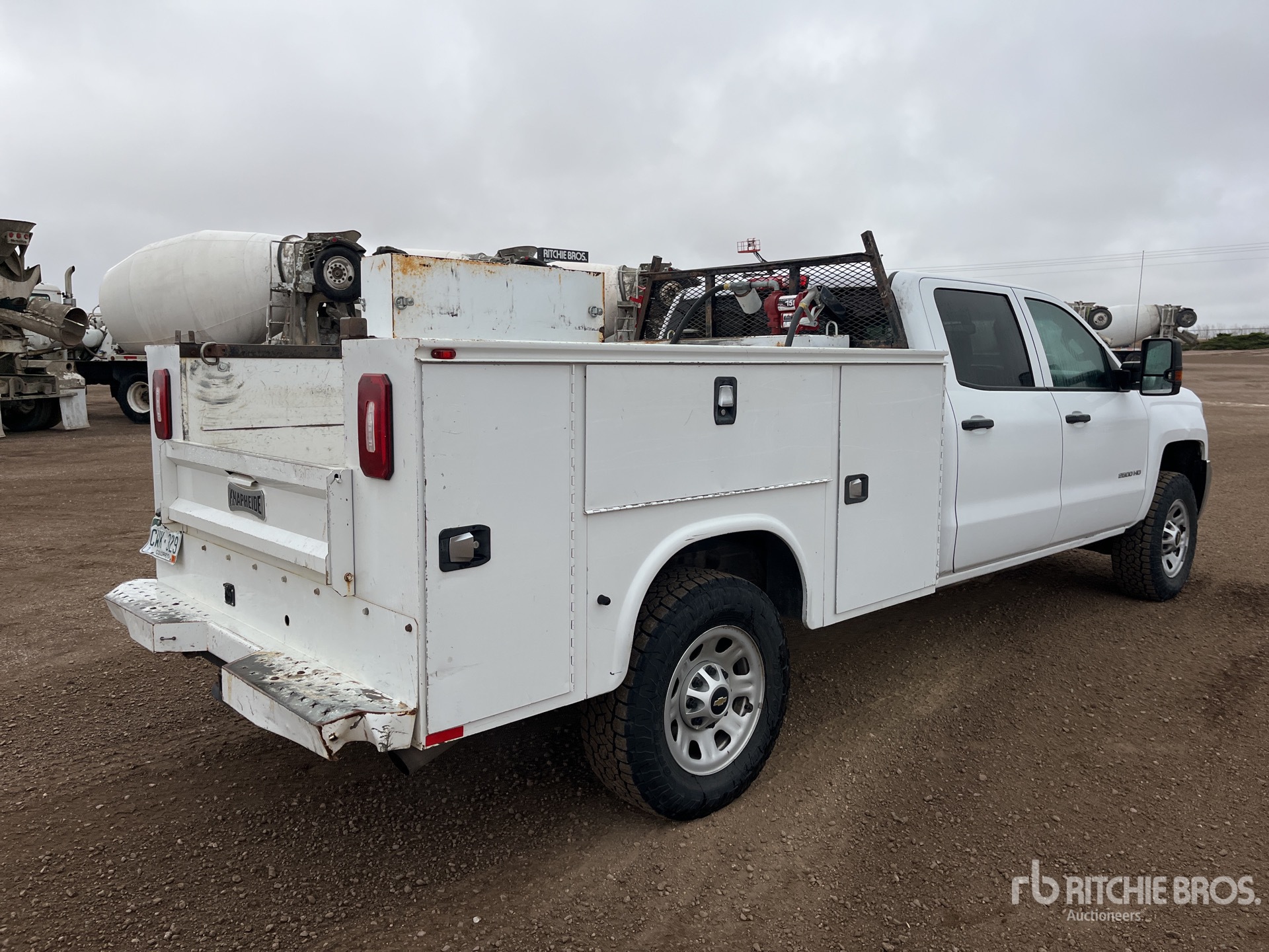 General Appearance with Picture, Right Rear Corner