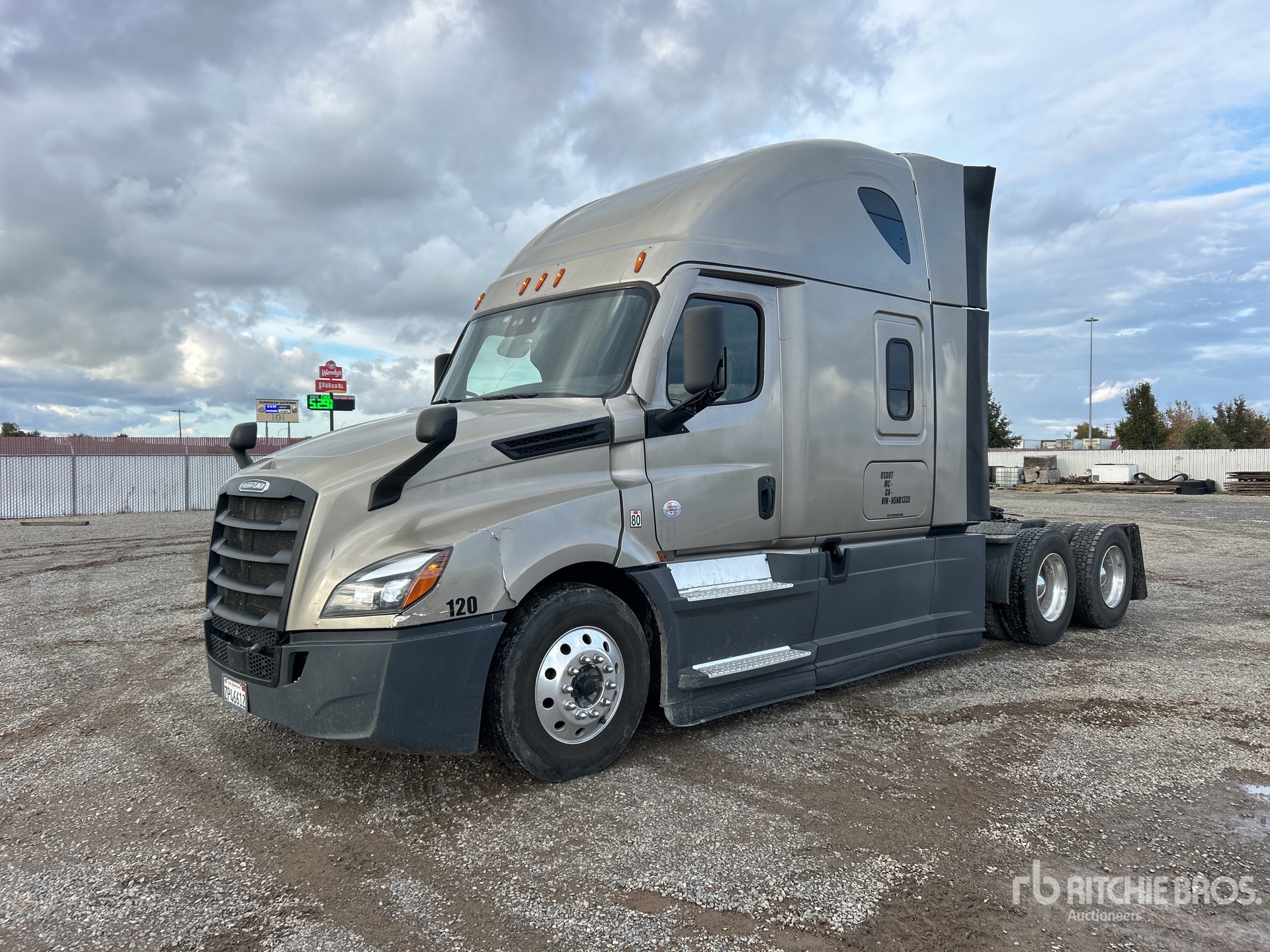 General Appearance with Featured Photo