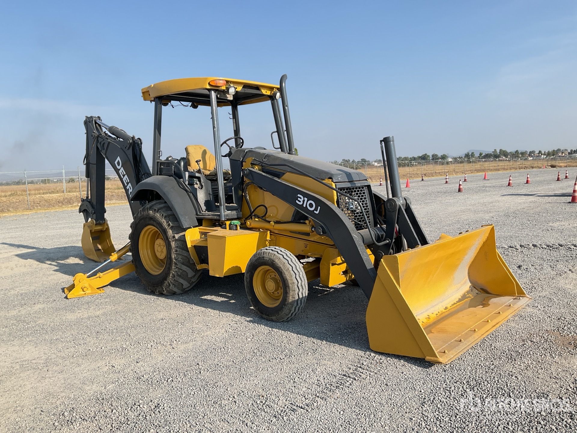 General Appearance with Foto, angolo anteriore destro