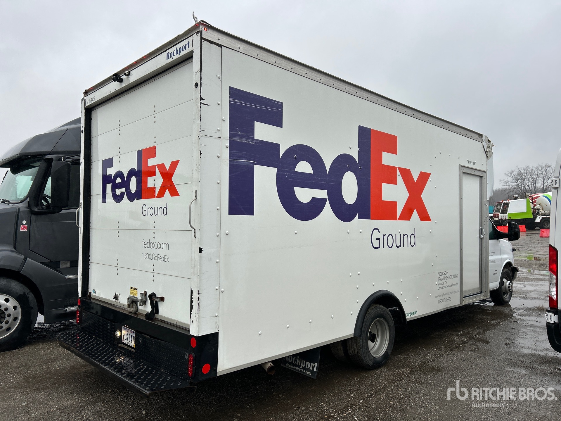 General Appearance with Picture, Right Rear Corner