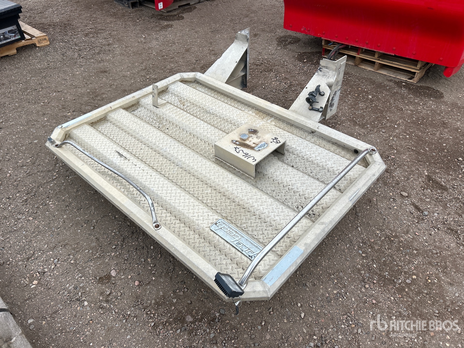 General Appearance with Bild, Ecke hinten rechts