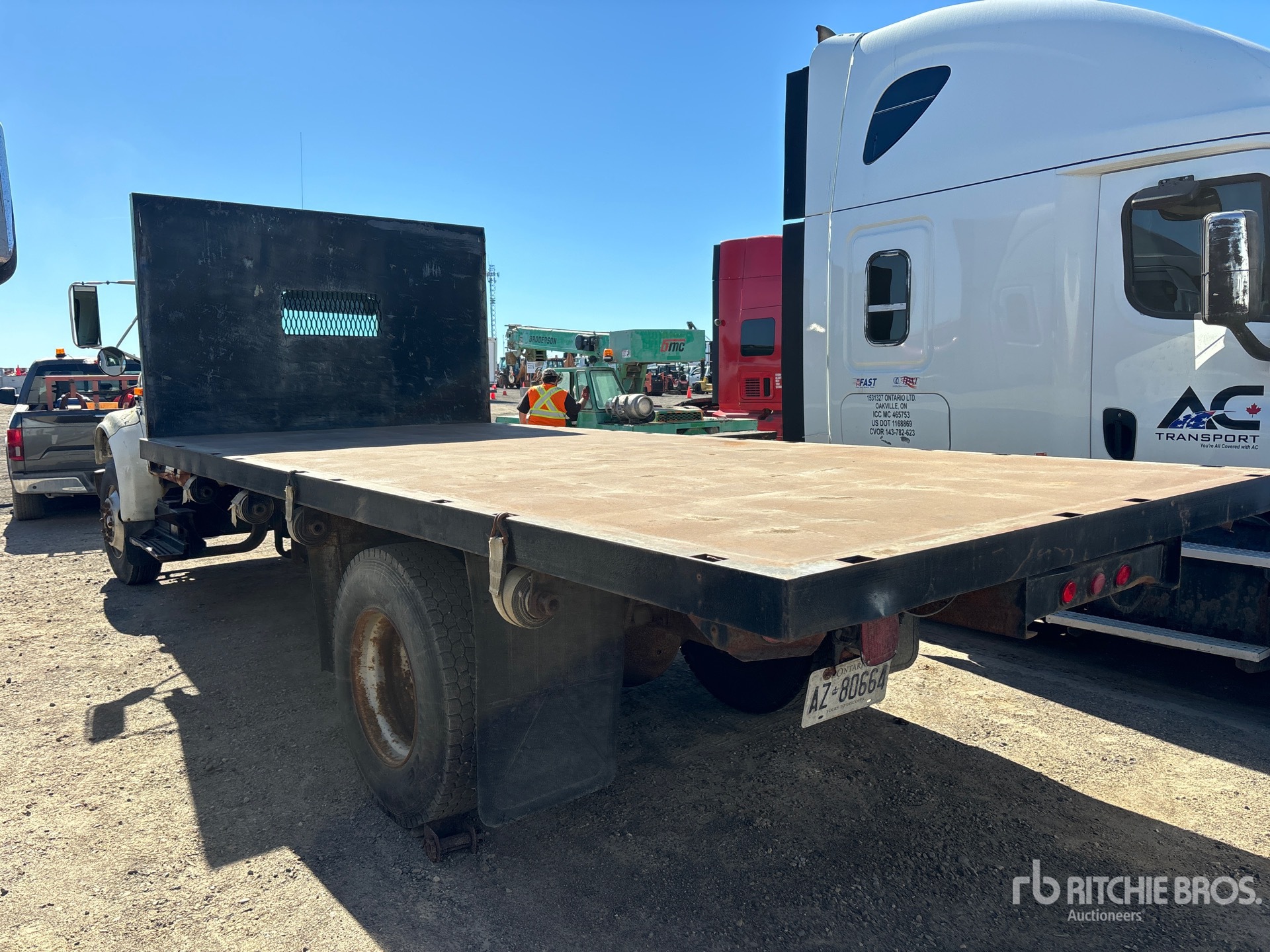 General Appearance with Imagen: esquina trasera izquierda