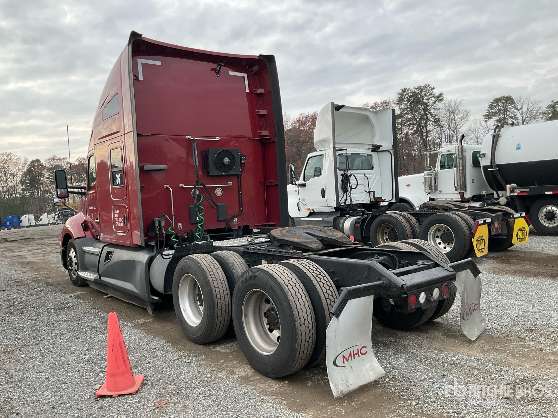 General Appearance with Picture, Left Rear Corner