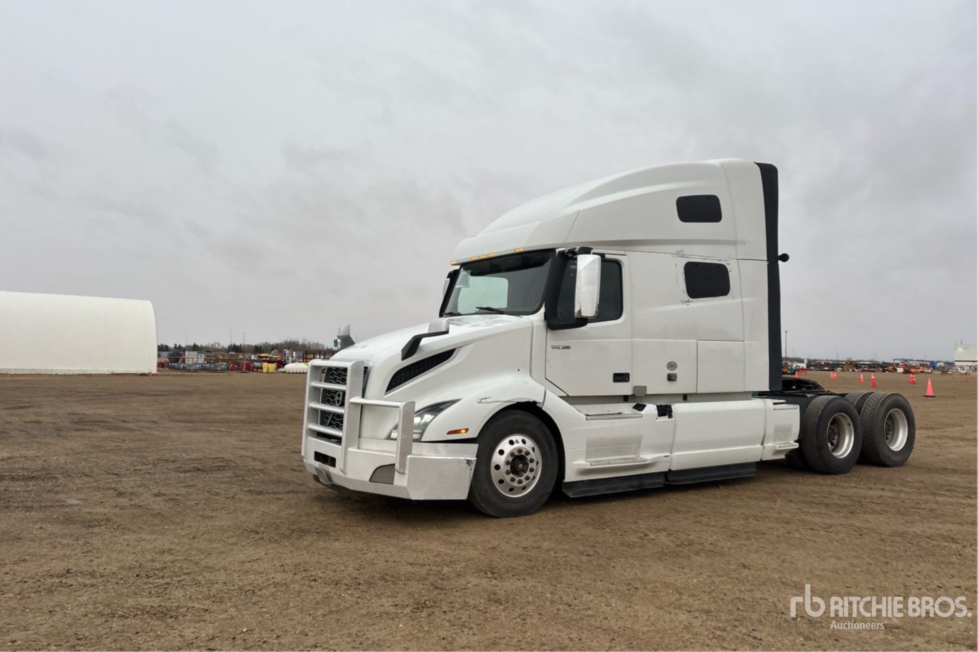 General Appearance with Picture, Left Front Corner