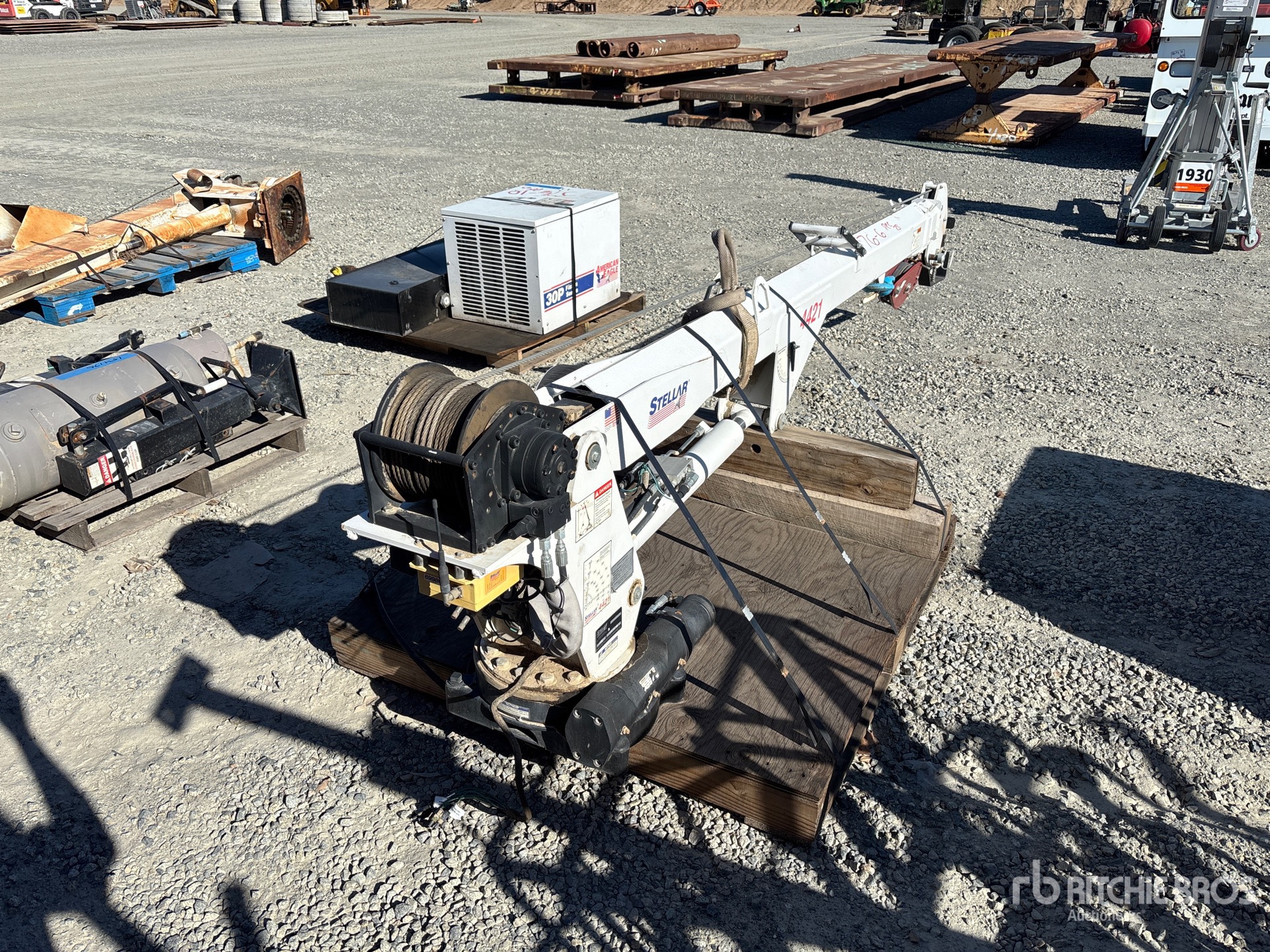 Aspect général with Image, coin arrière droit