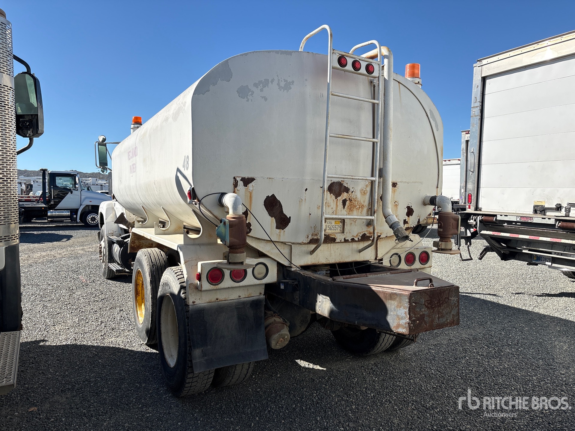 General Appearance with Imagen: esquina trasera izquierda