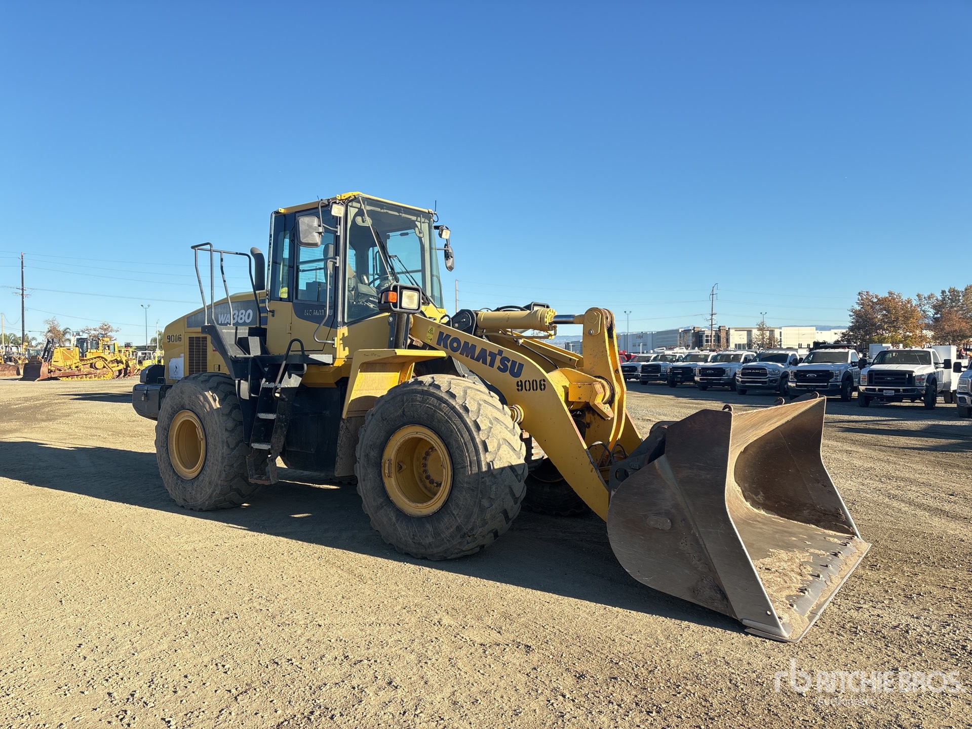 General Appearance with Foto, angolo anteriore destro