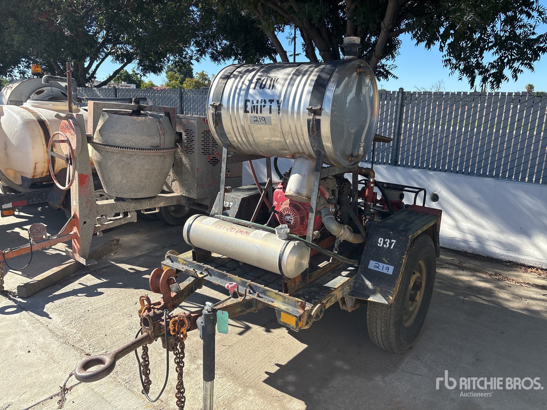 General Appearance with Picture, Left Front Corner