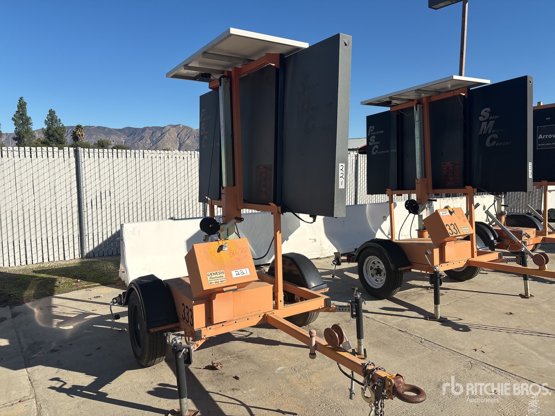 General Appearance with Bild, Ecke vorne rechts