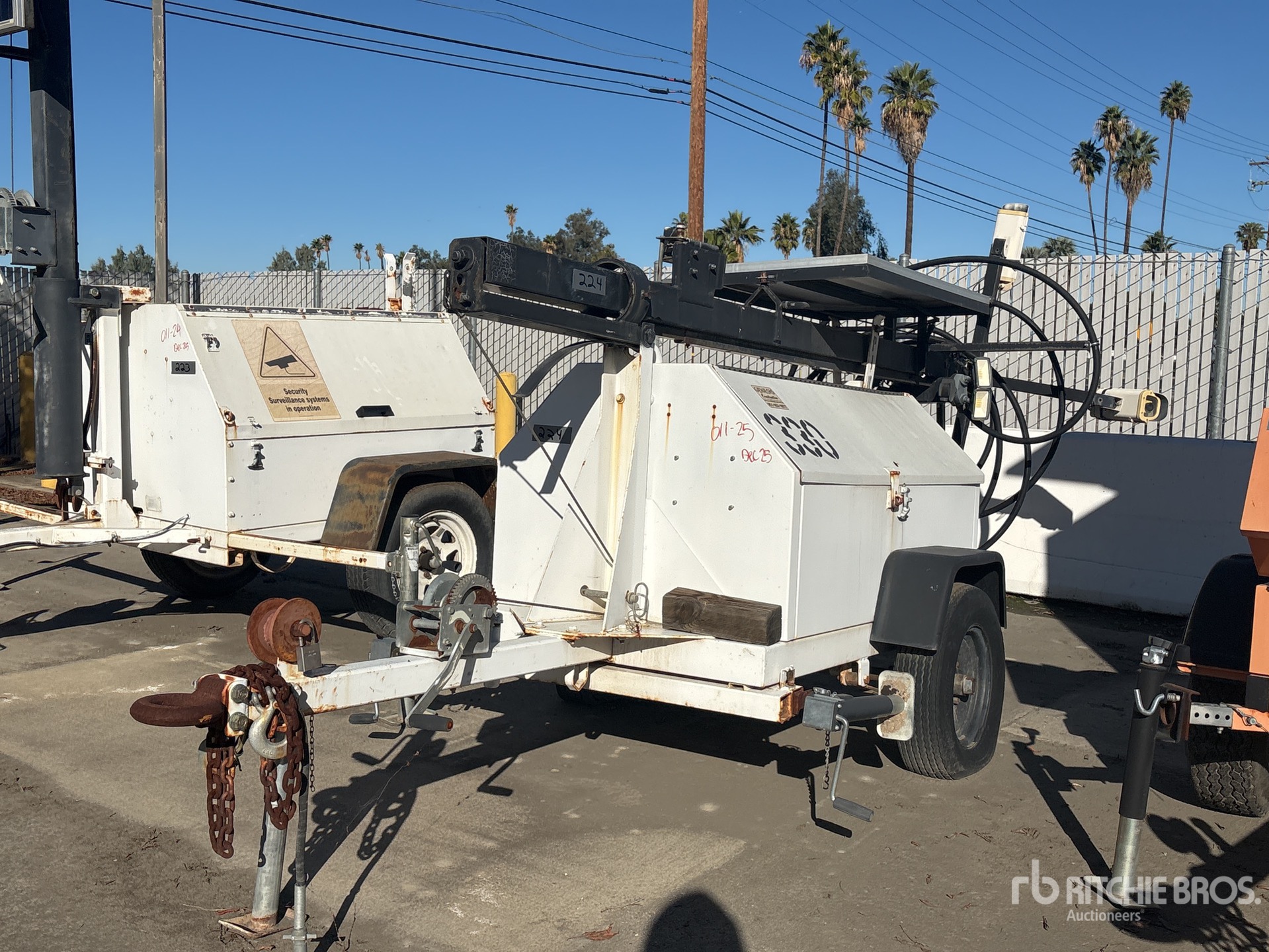 General Appearance with Picture, Left Front Corner