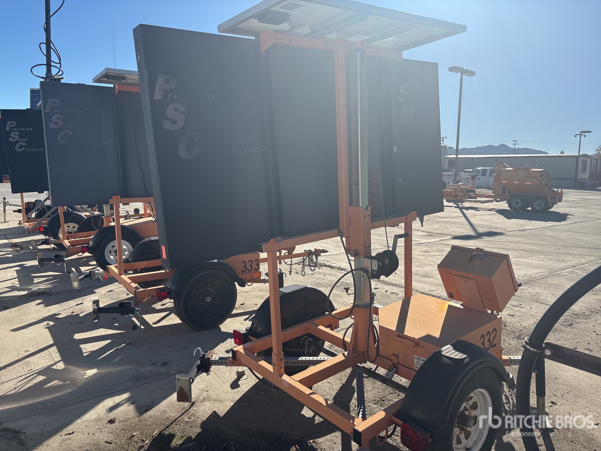 General Appearance with Bild, Ecke hinten rechts