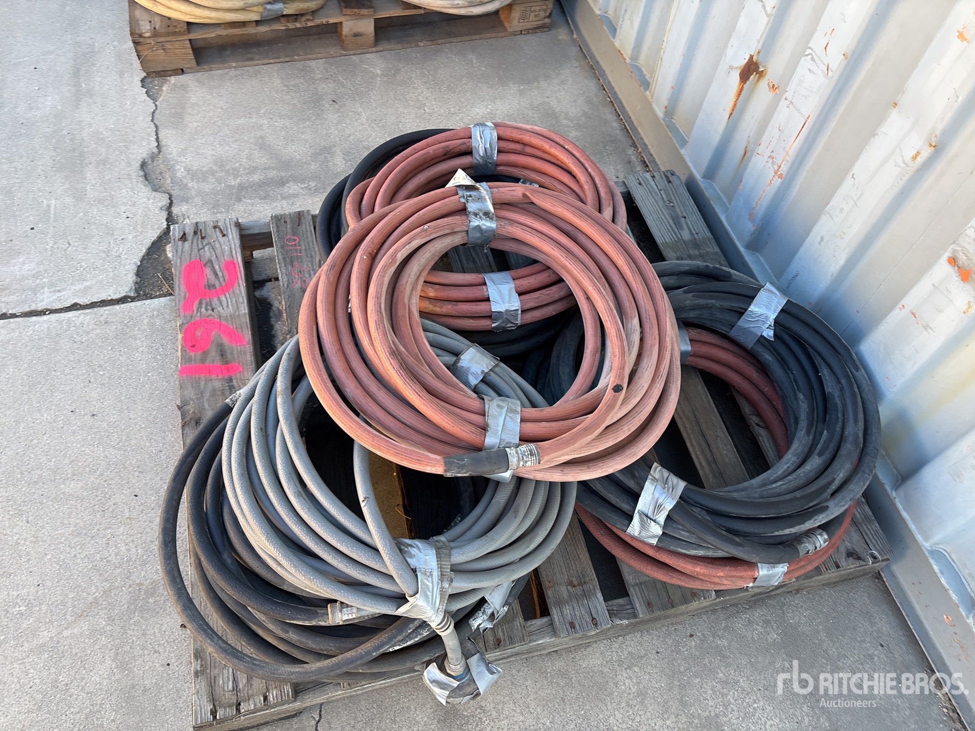 General Appearance with Bild, Ecke hinten rechts